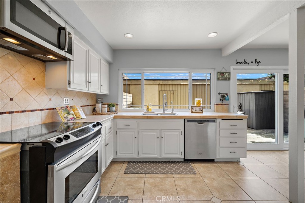 10290 Pinto River Court