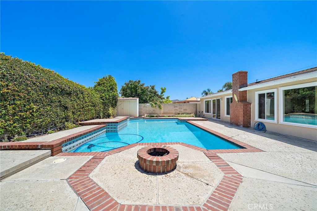 9357 Warbler Avenue
