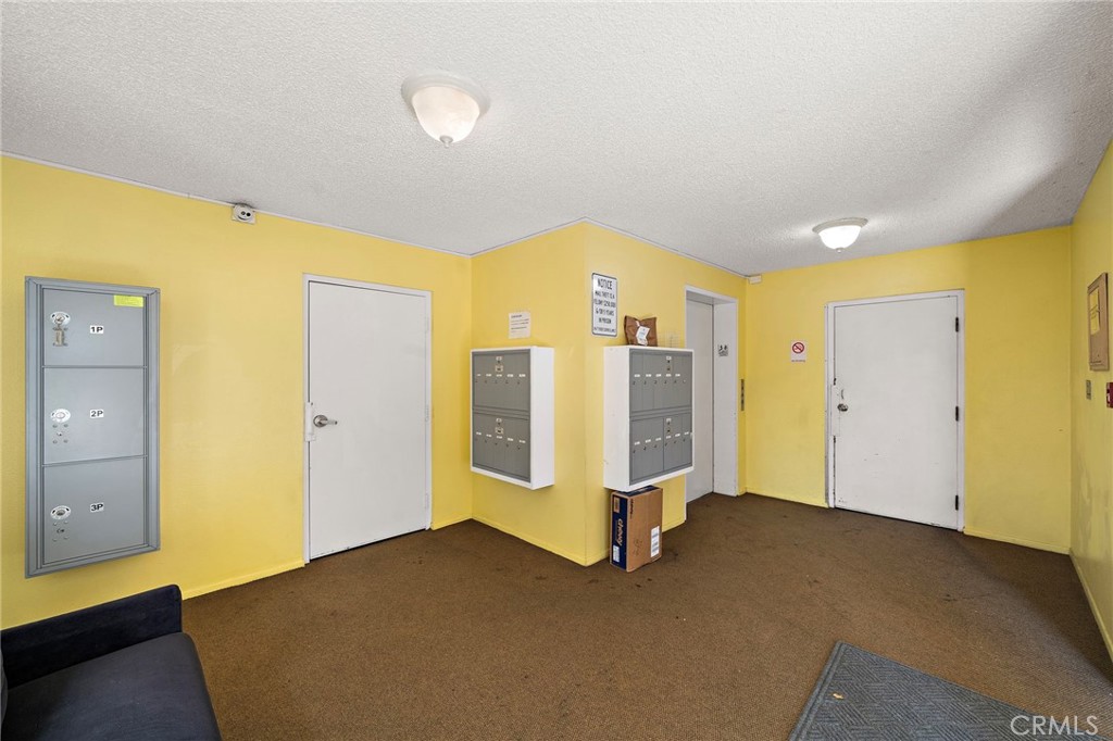 1100 Newport Avenue 404