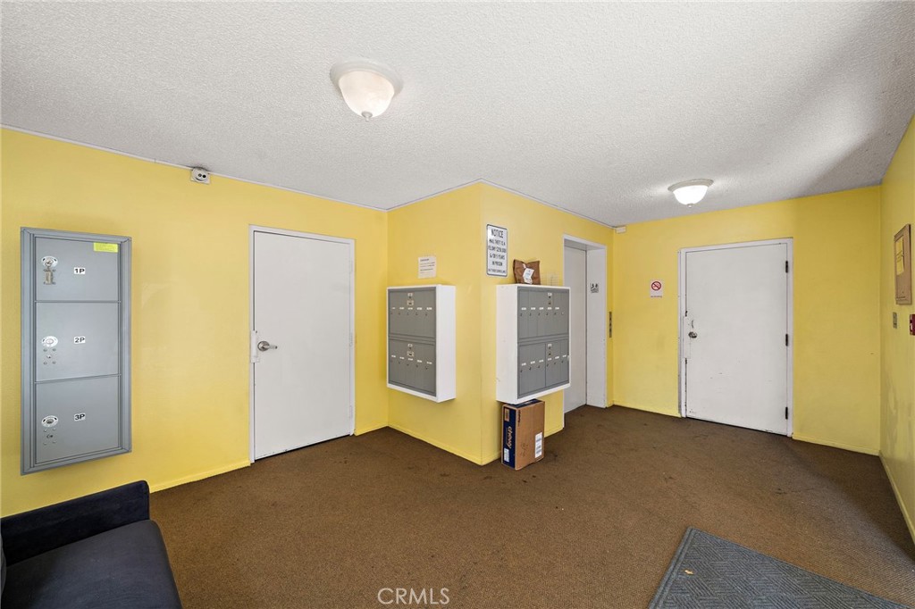 1100 Newport Avenue 404