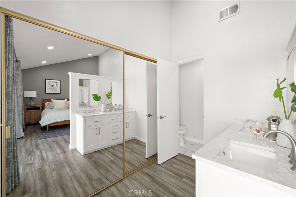 16303 Mount Islip Circle