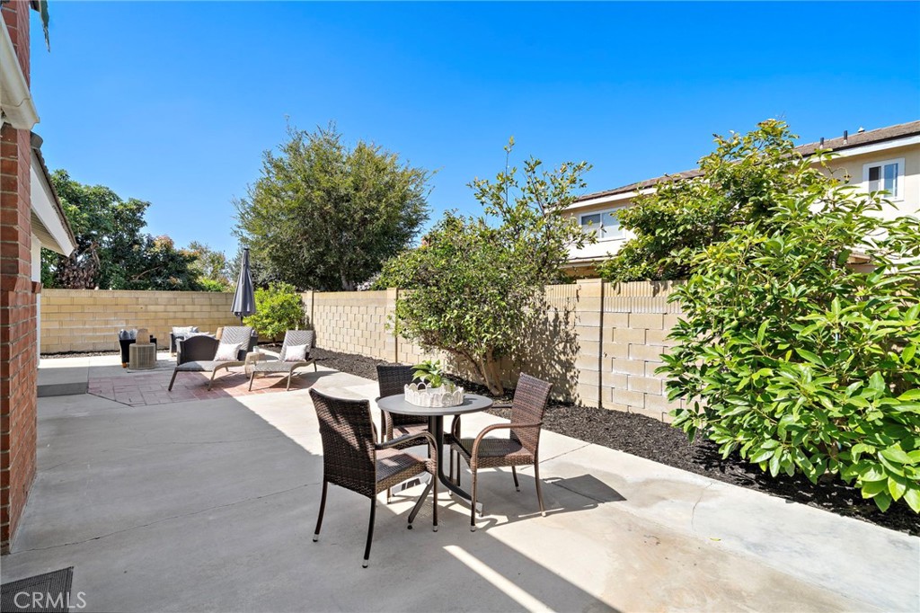 16303 Mount Islip Circle