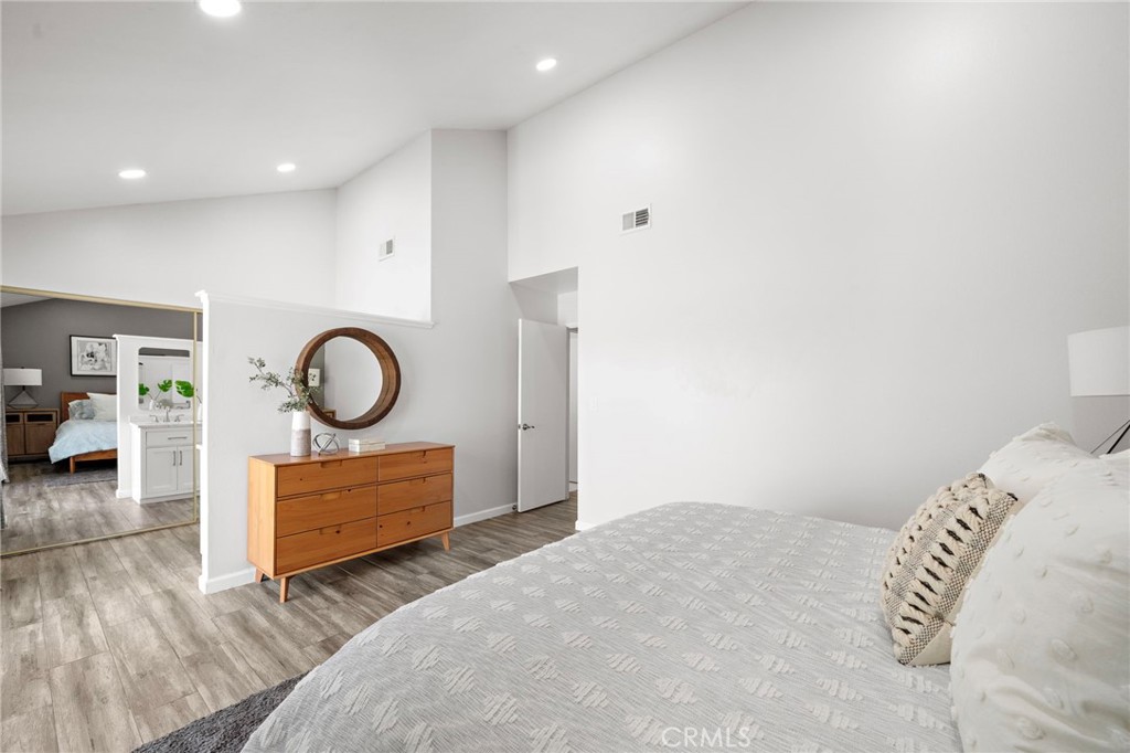 16303 Mount Islip Circle