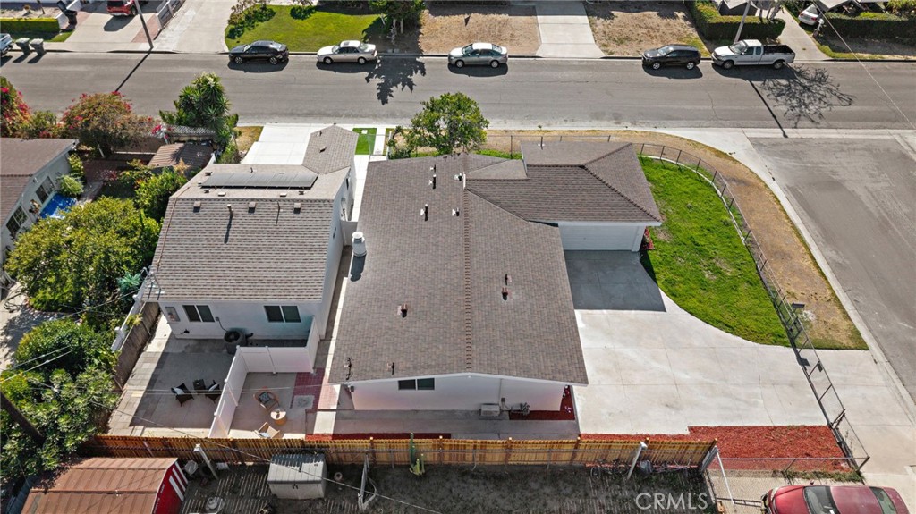 11322 Salinaz Avenue