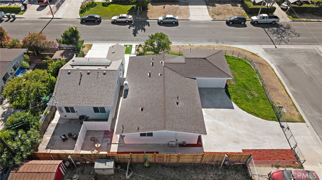 11322 Salinaz Avenue