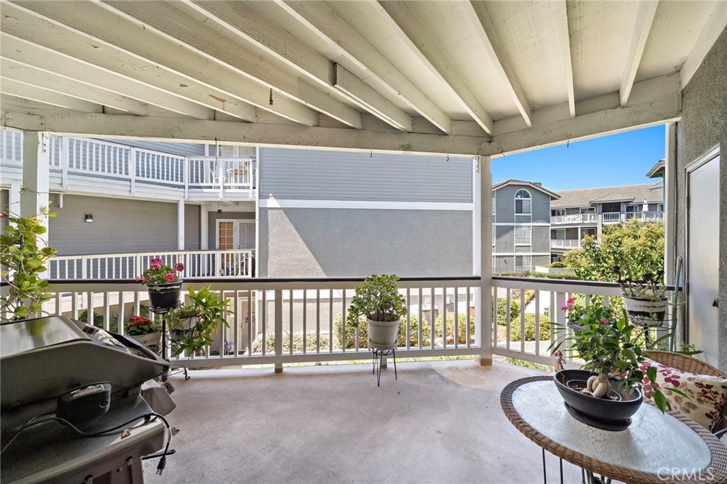 10361 Garden Grove Boulevard 25