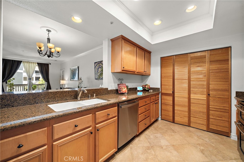 10361 Garden Grove Boulevard 25