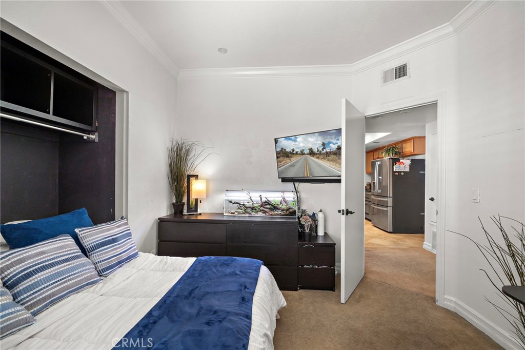 10361 Garden Grove Boulevard 25