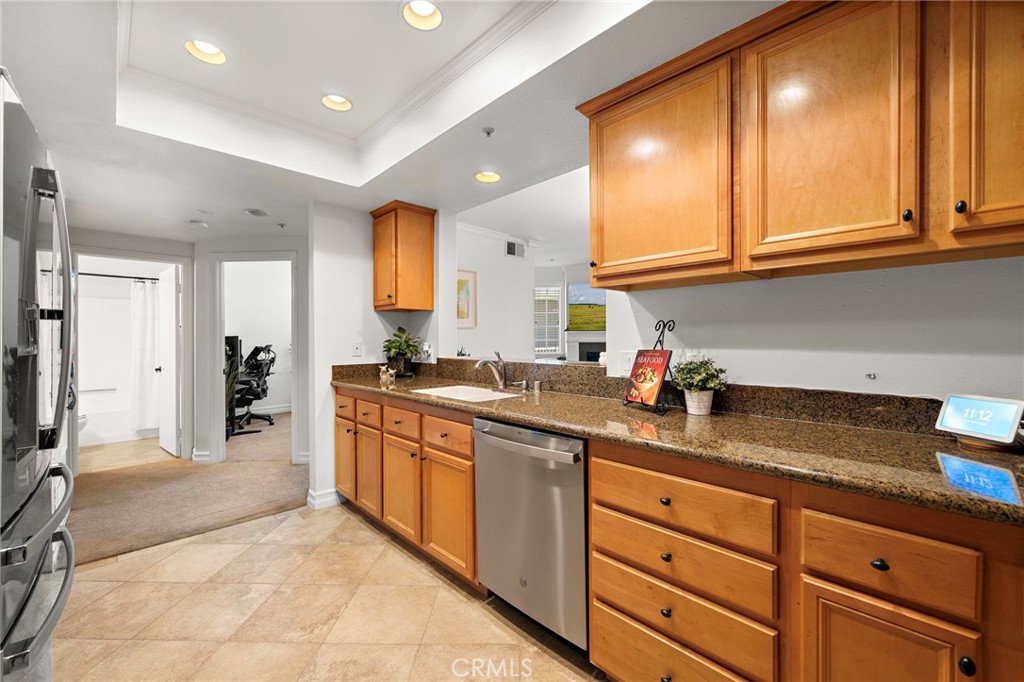10361 Garden Grove Boulevard 25