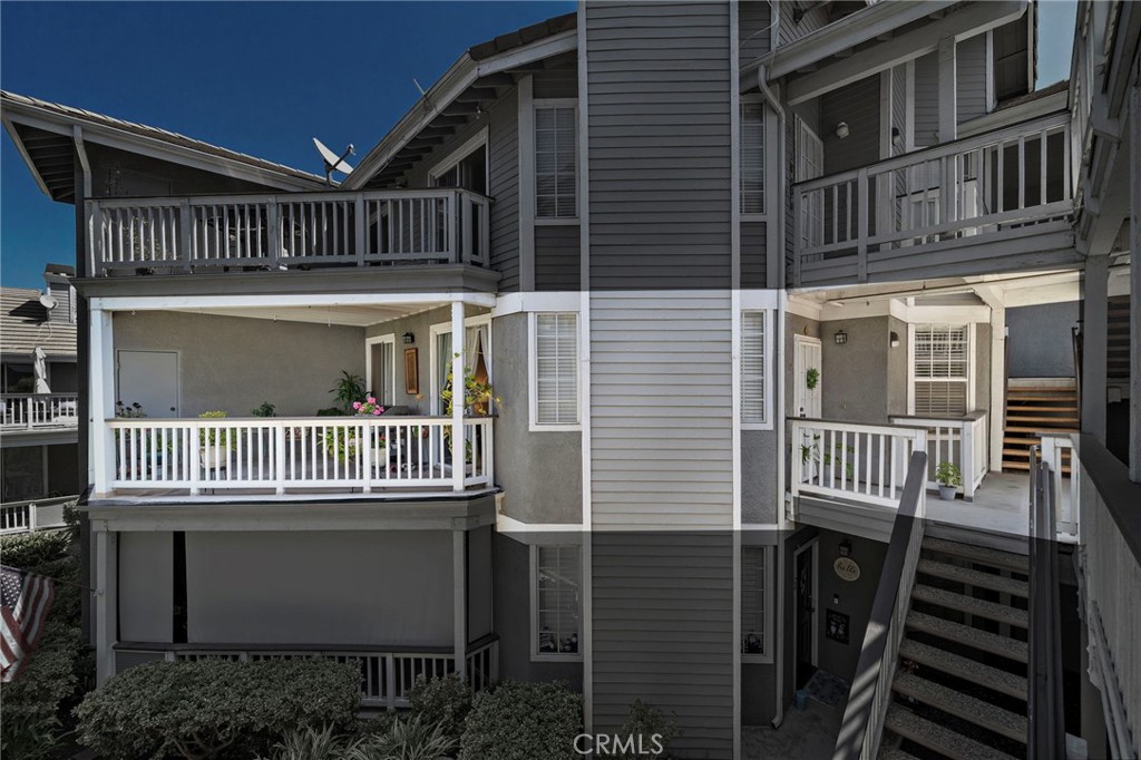 10361 Garden Grove Boulevard 25