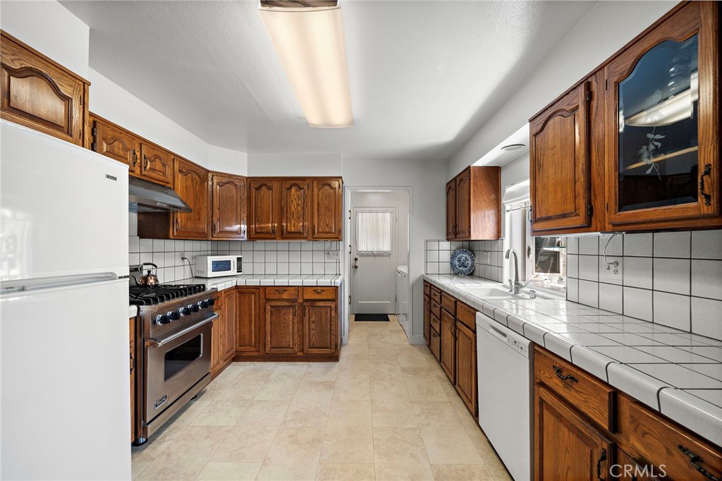 15022 Hunter Lane