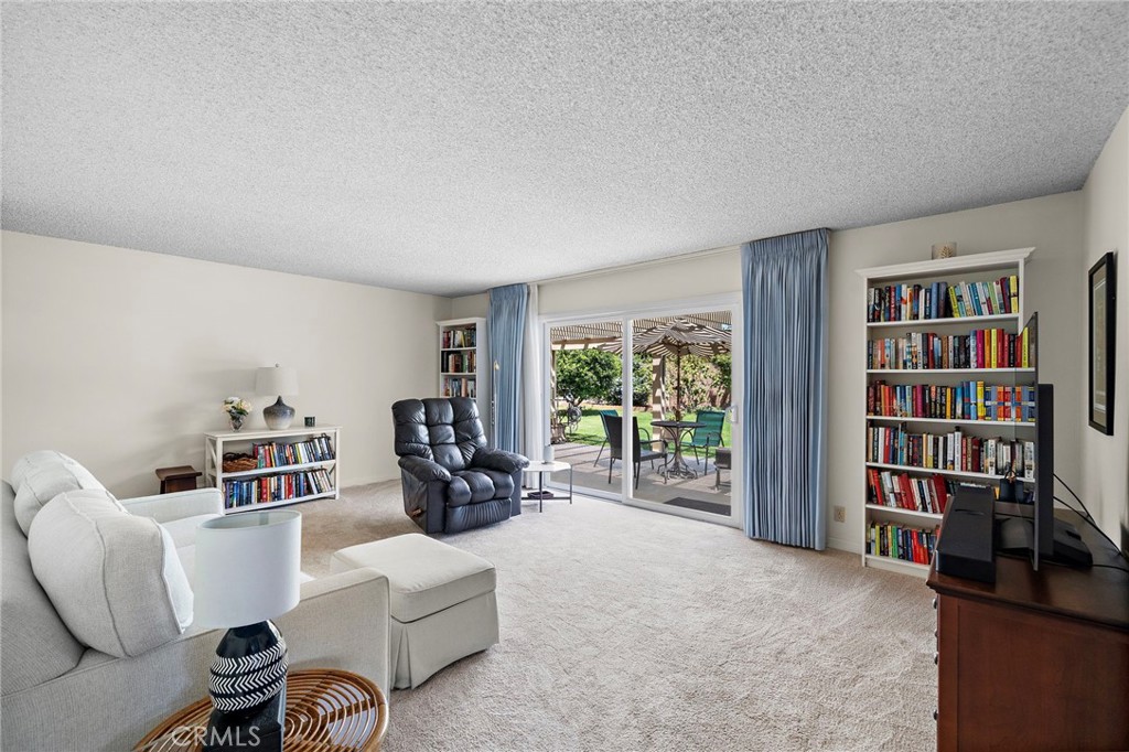 15022 Hunter Lane