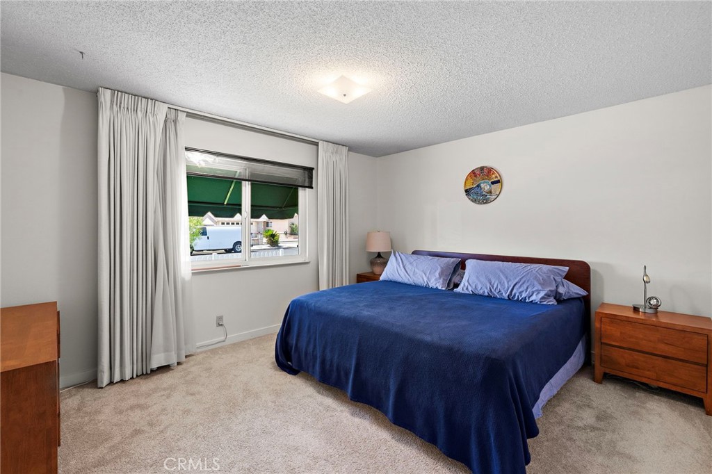 15022 Hunter Lane