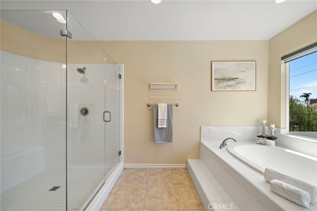 9042 Lemongrass Court