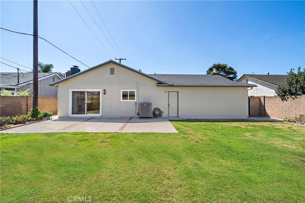 9413 Toucan Avenue