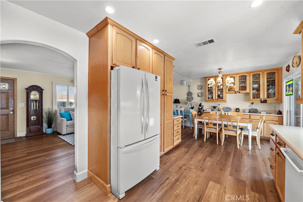 9690 Dove Circle