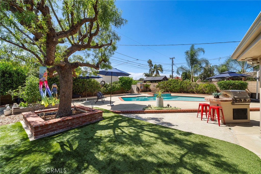 9690 Dove Circle