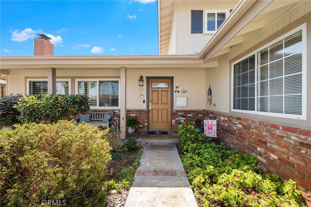 9690 Dove Circle