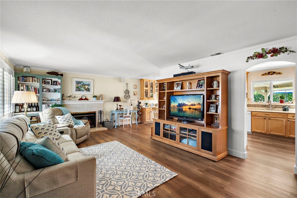 9690 Dove Circle