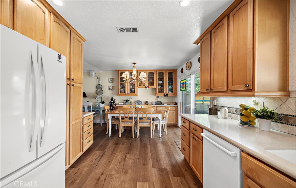 9690 Dove Circle
