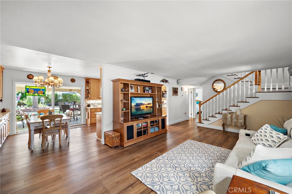 9690 Dove Circle