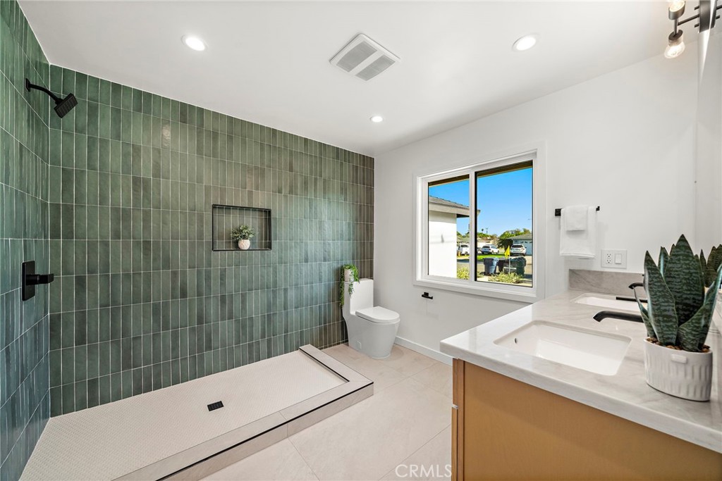 6841 Bonnie Drive