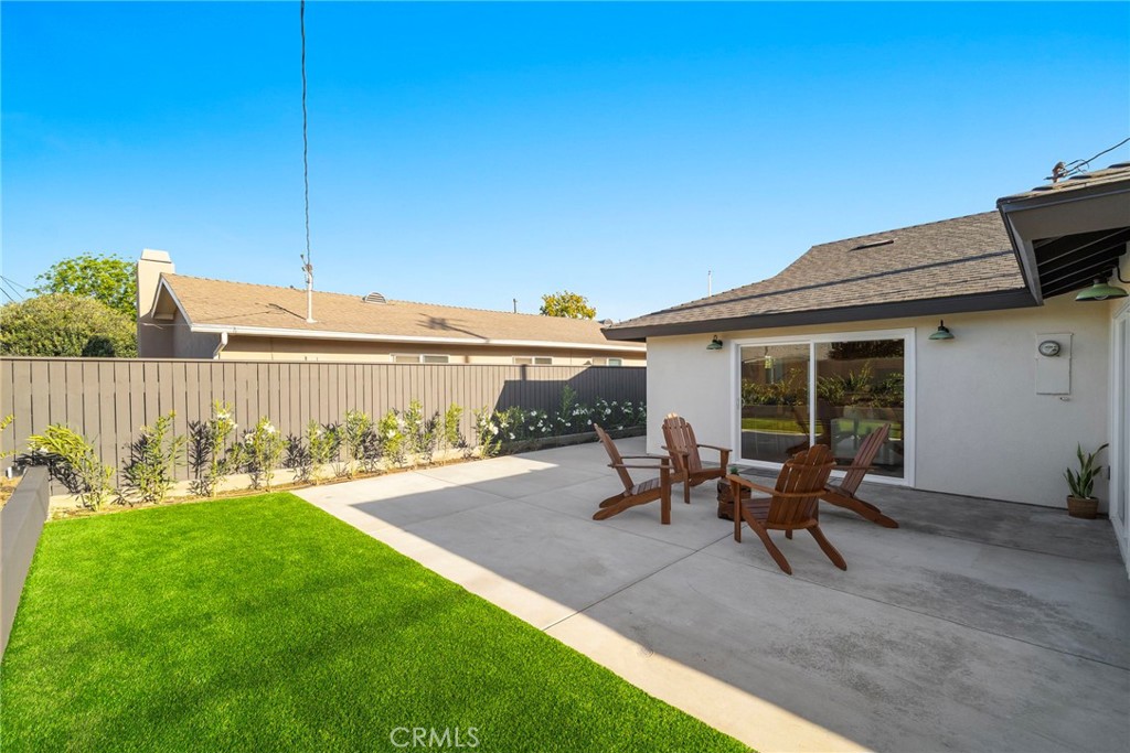 6841 Bonnie Drive