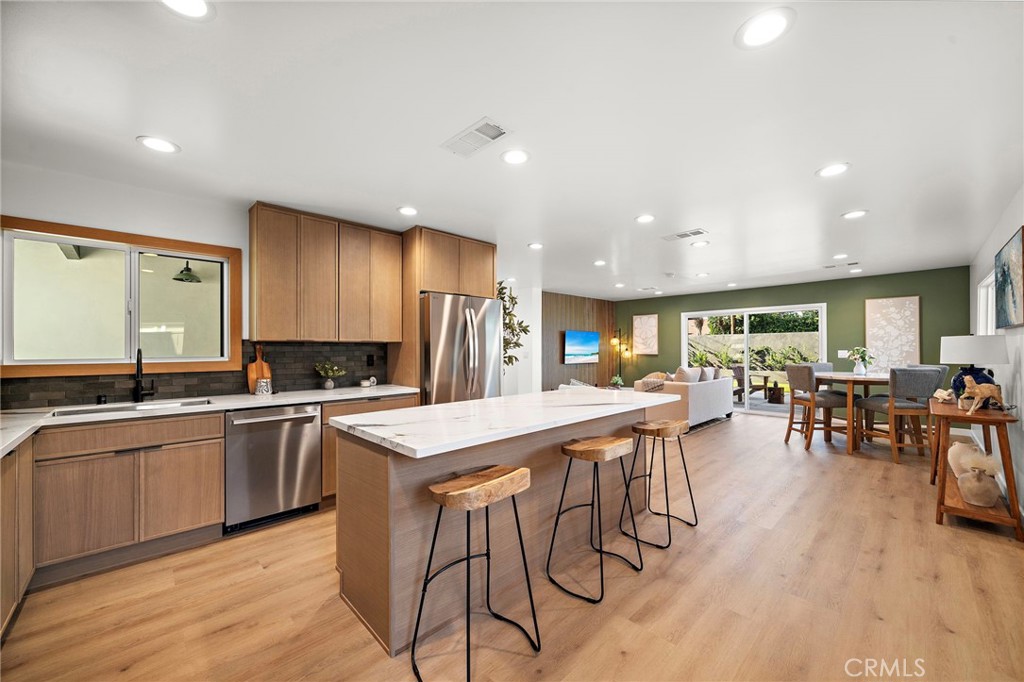 6841 Bonnie Drive