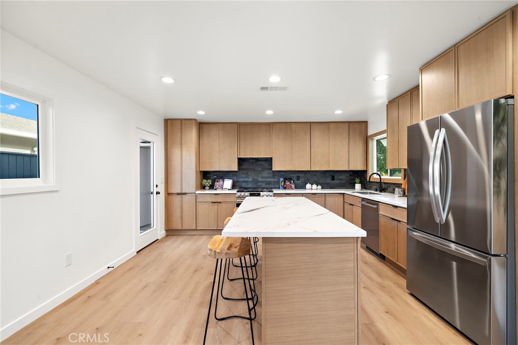 6841 Bonnie Drive