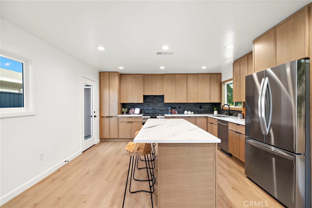 6841 Bonnie Drive