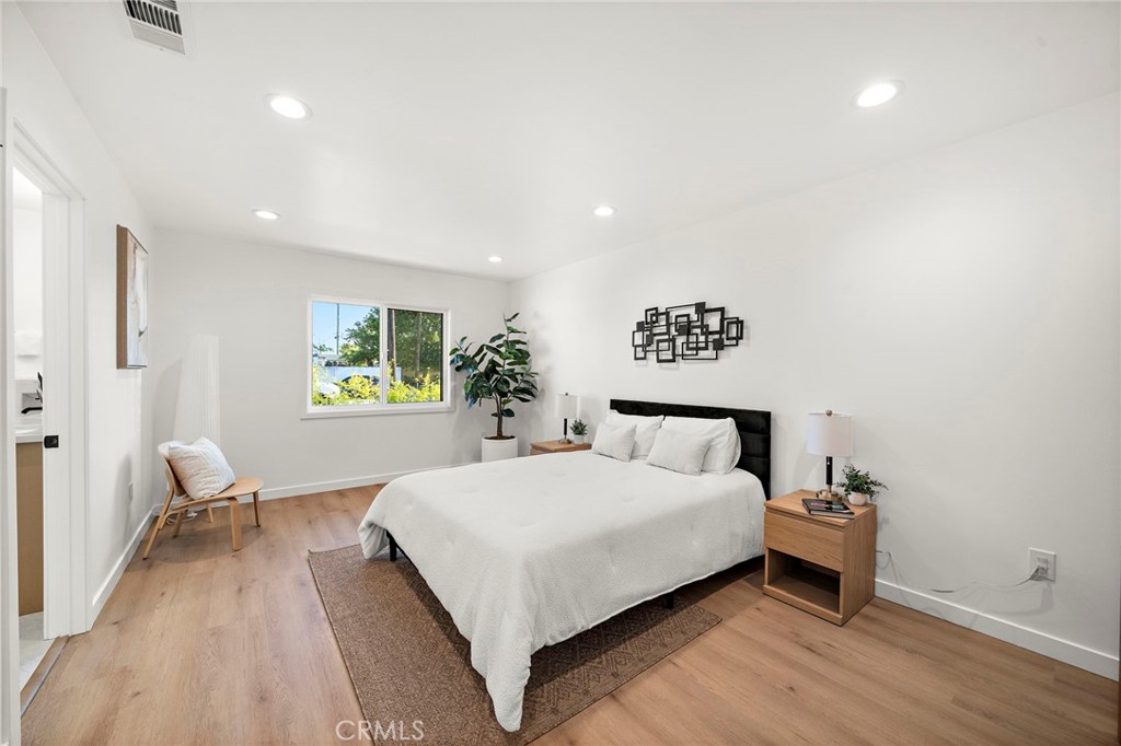 6841 Bonnie Drive