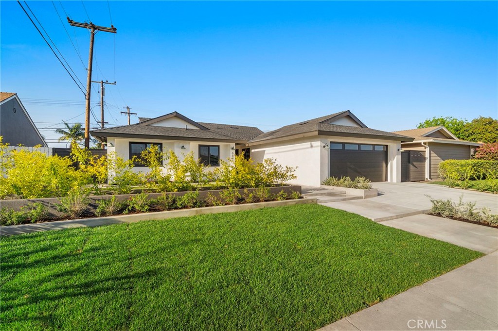 6841 Bonnie Drive