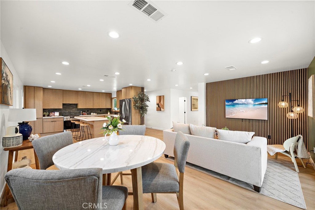 6841 Bonnie Drive