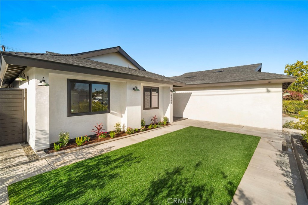 6841 Bonnie Drive