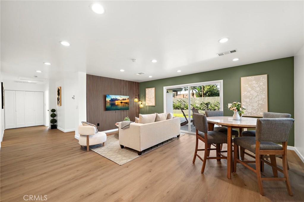 6841 Bonnie Drive