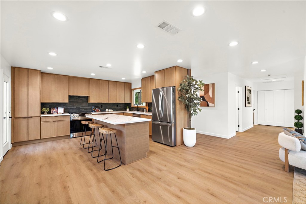 6841 Bonnie Drive