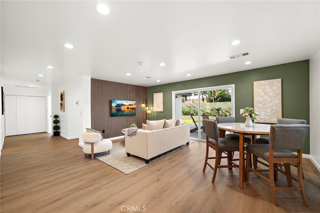 6841 Bonnie Drive