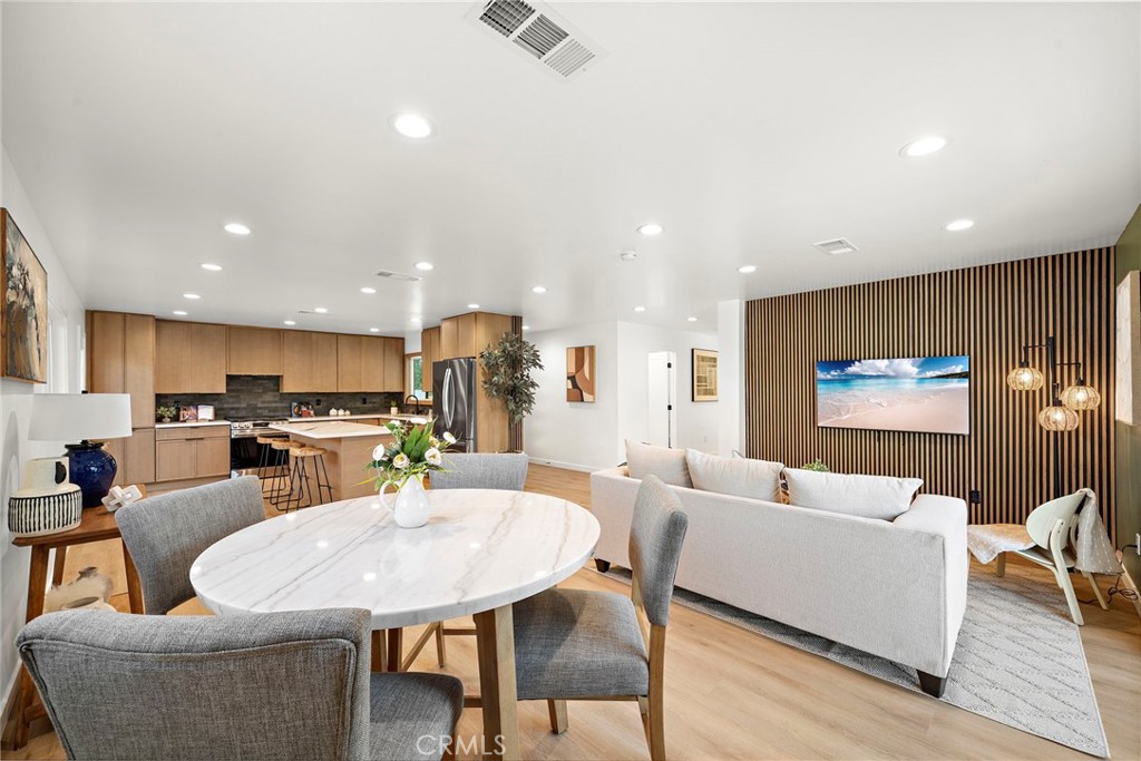 6841 Bonnie Drive