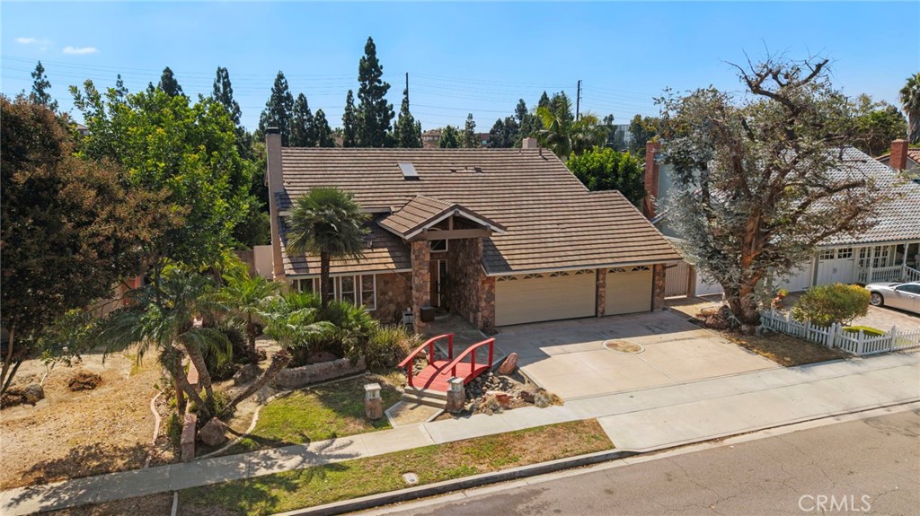 11302 Pennell Circle