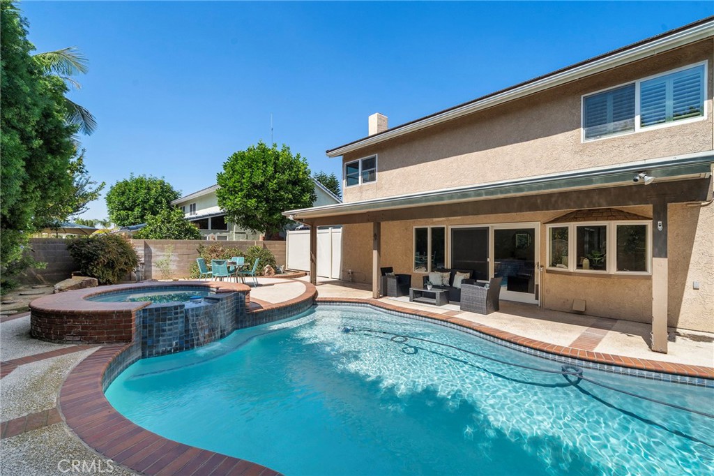 11302 Pennell Circle