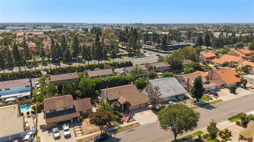 11302 Pennell Circle