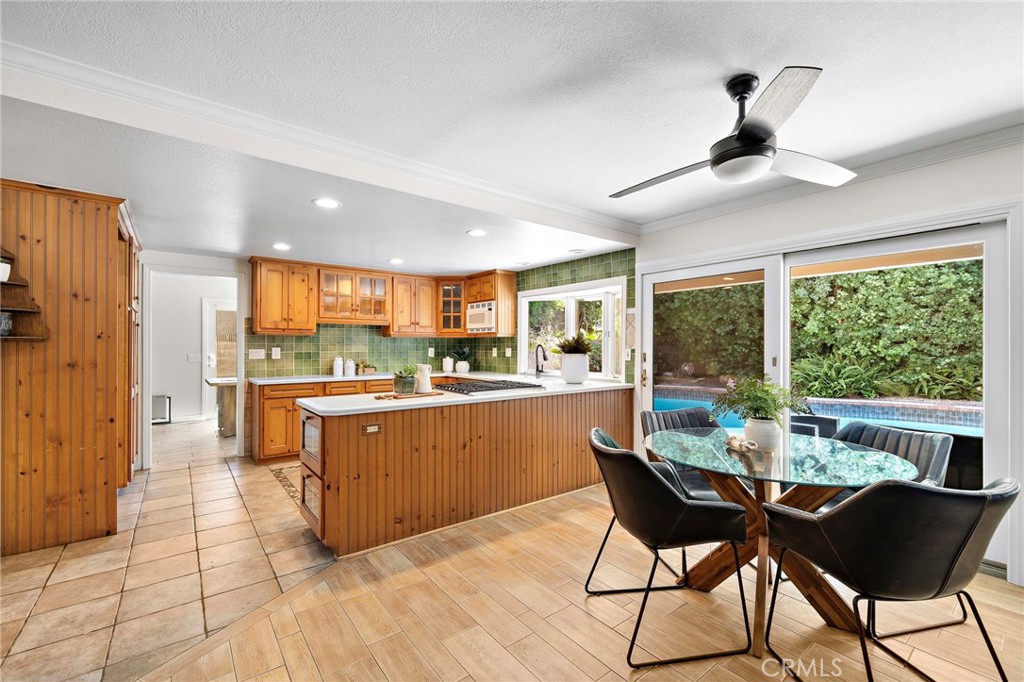 11302 Pennell Circle