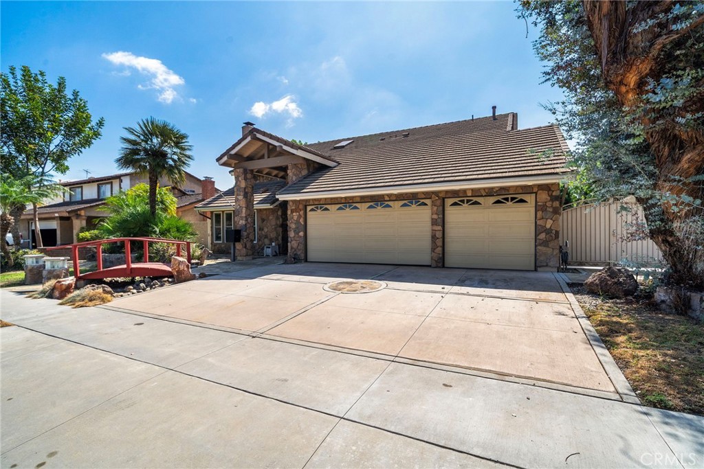 11302 Pennell Circle