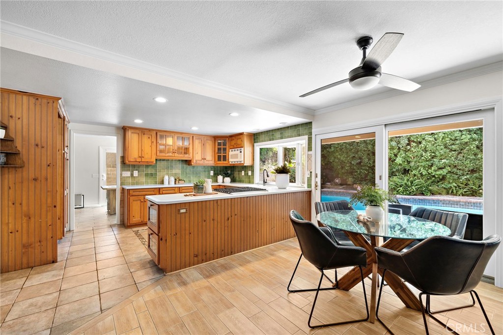 11302 Pennell Circle