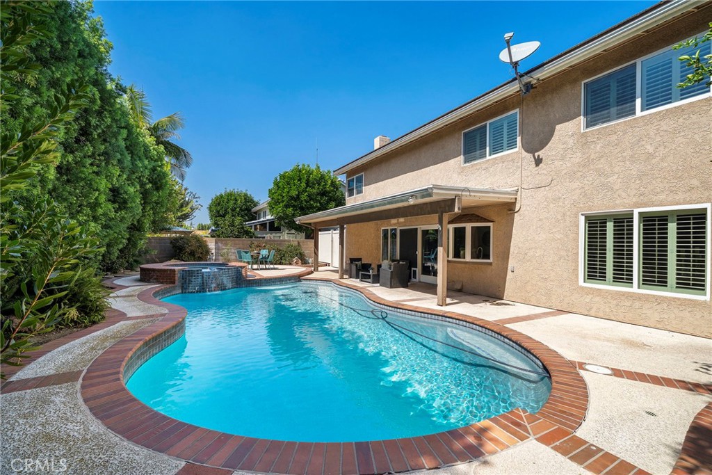 11302 Pennell Circle