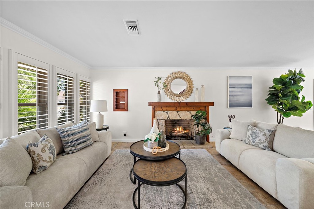 11302 Pennell Circle