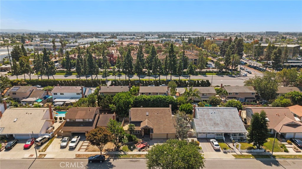11302 Pennell Circle