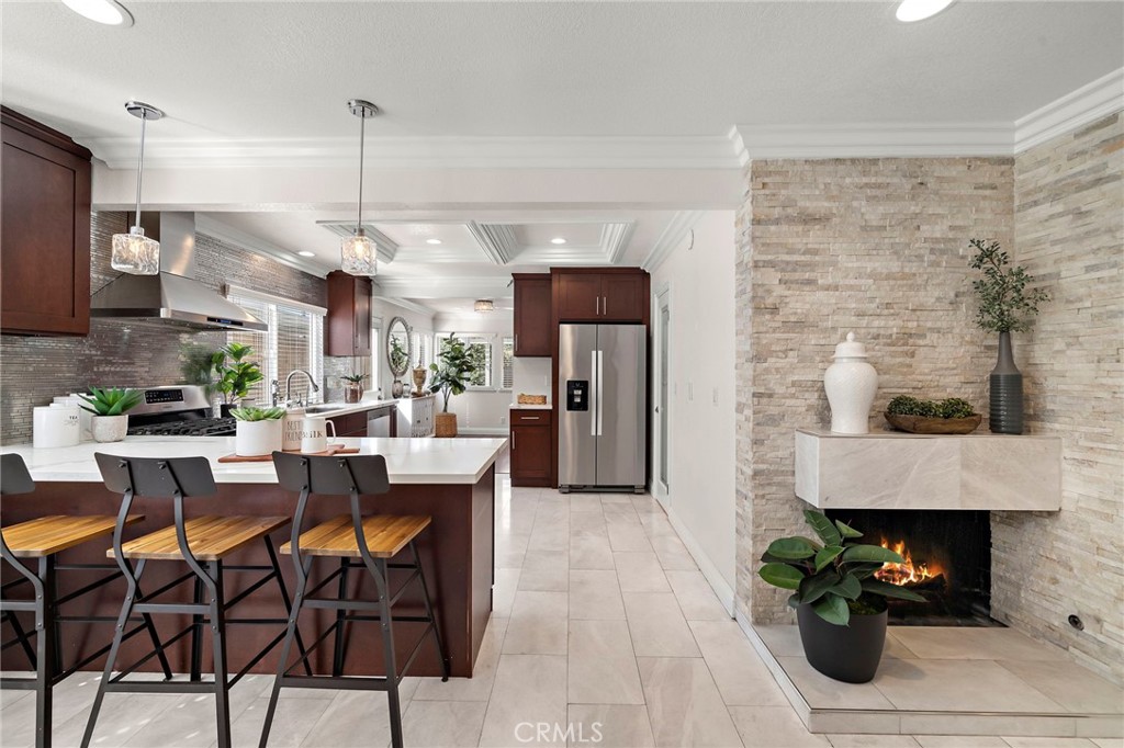 17925 Mount Coulter