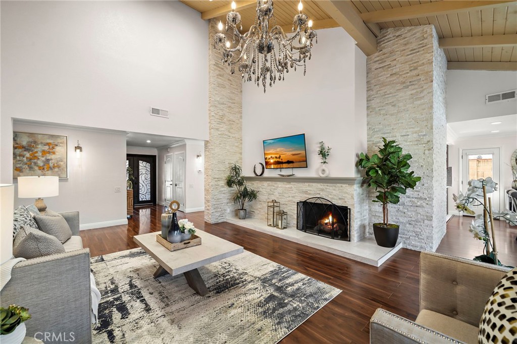17925 Mount Coulter