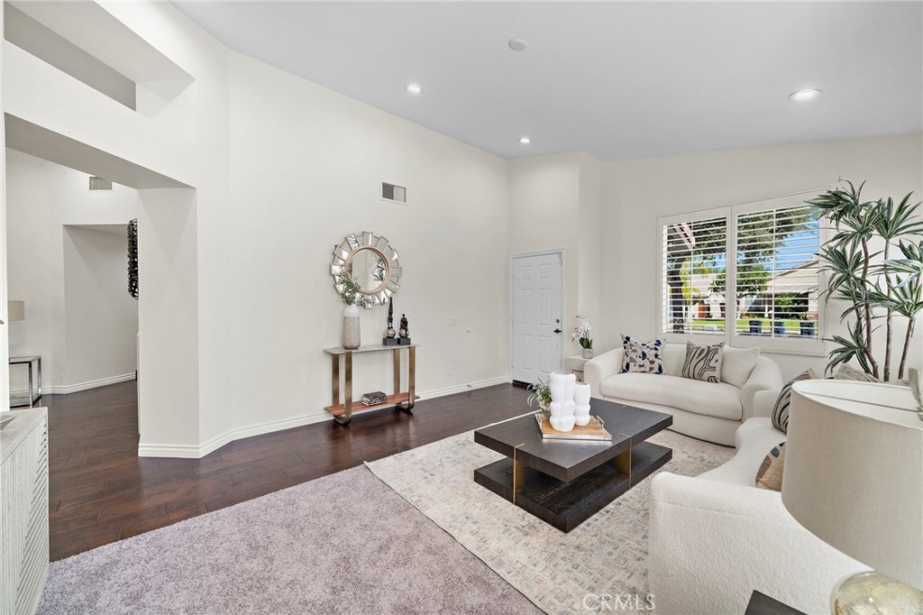 974 Silvercreek Road